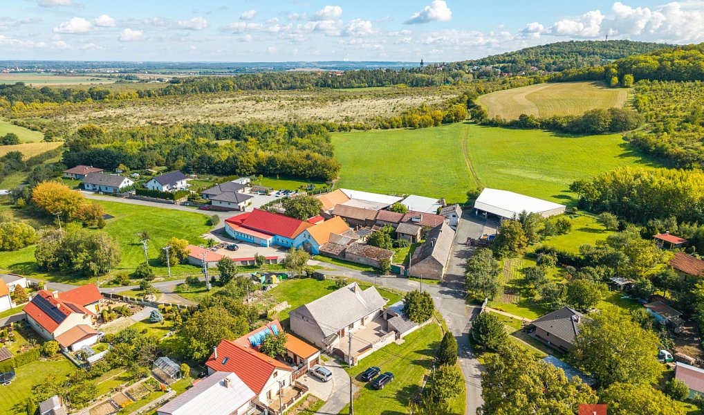 Prodej domu 148 m² s pozemkem 950 m², Grunta – náhled fotky 24