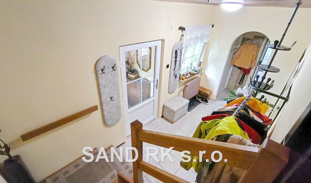 Prodej domu 206 m² s pozemkem 2 221 m², Domažlice – náhled fotky 8