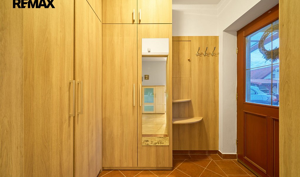 Prodej domu 210 m² s pozemkem 1 003 m², Hradec Králové – náhled fotky 18