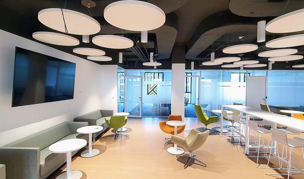 Pronájem kanceláře 337 m², Praha – náhled fotky 3
