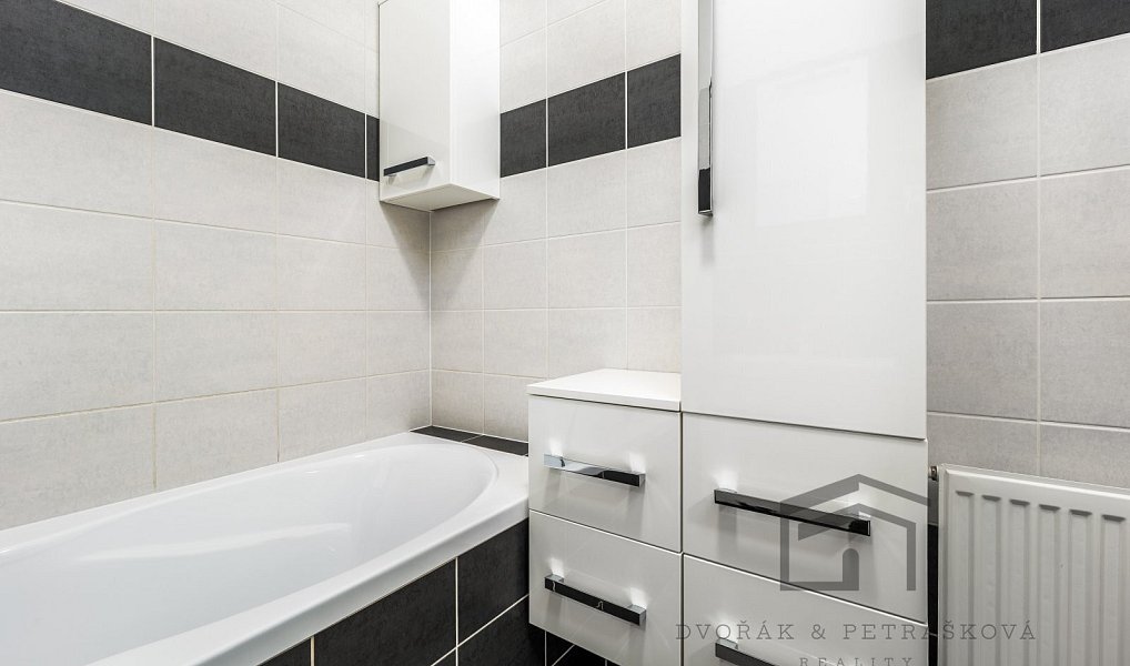 Pronájem bytu 3+kk 86 m², Praha – náhled fotky 20