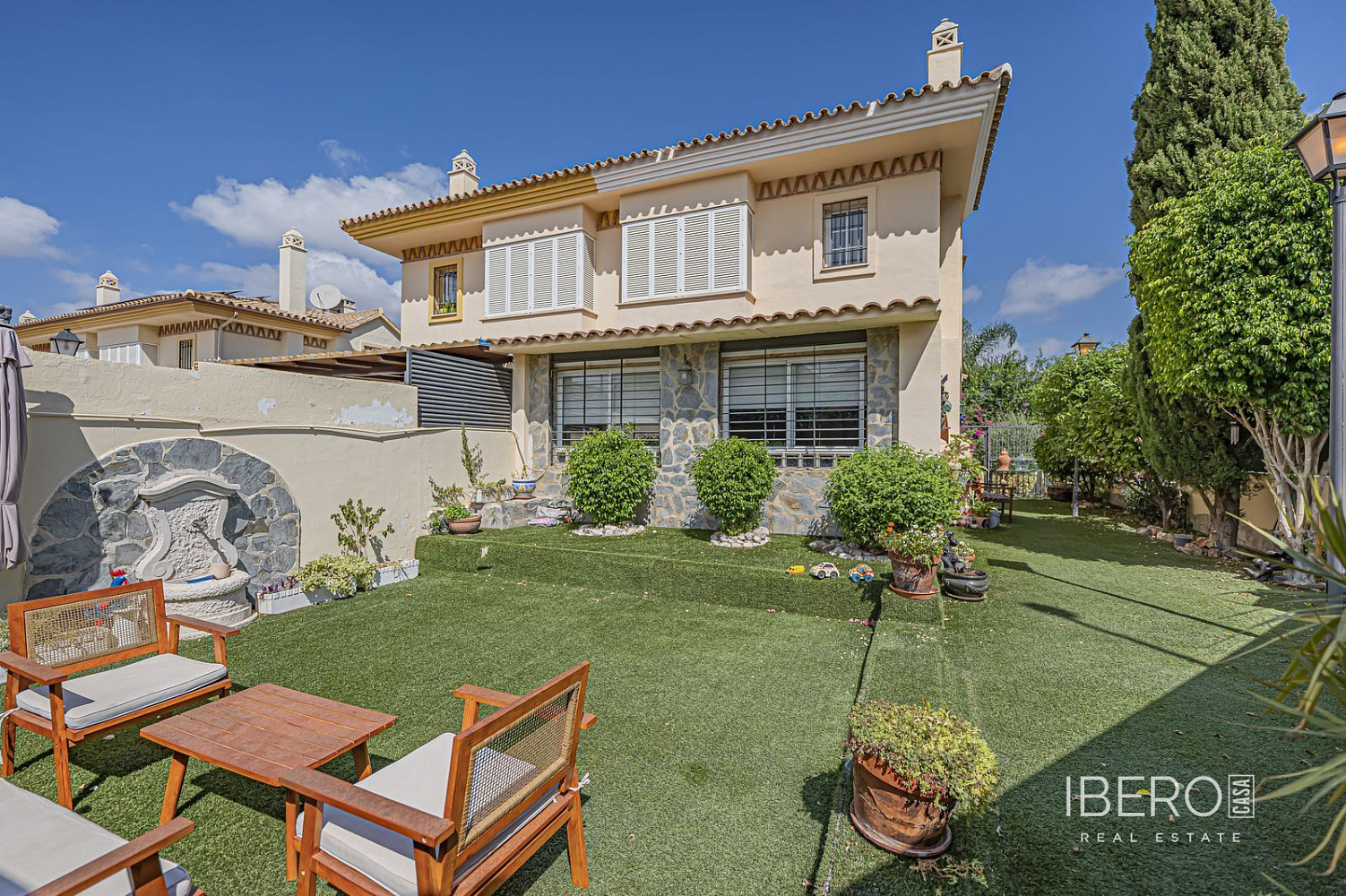Prodej domu 234 m² s pozemkem 250 m²