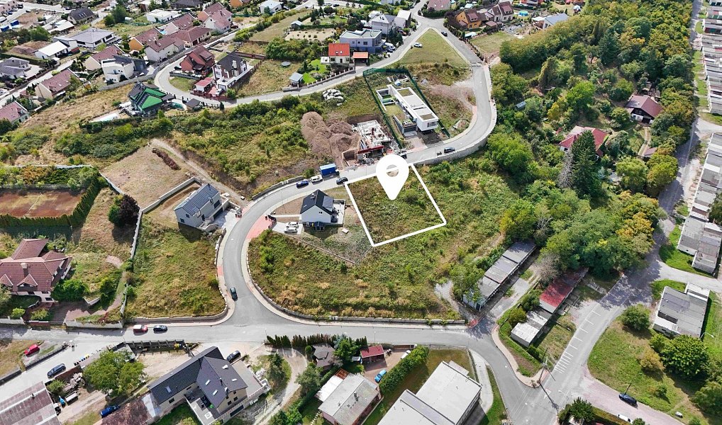Prodej stavebního pozemku 810 m², Beroun – náhled fotky 8