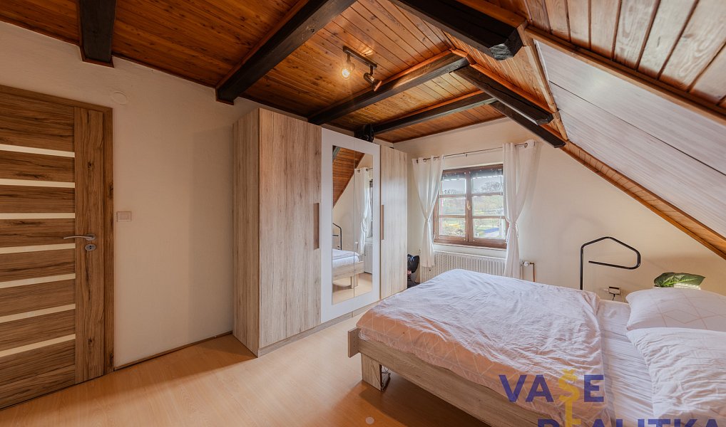 Prodej domu 200 m² s pozemkem 525 m², Jeseník nad Odrou – náhled fotky 18