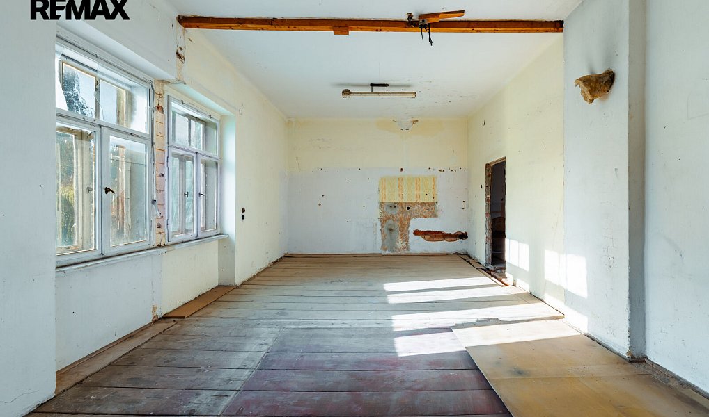Prodej domu 420 m² s pozemkem 2 411 m², Velká Kraš – náhled fotky 14