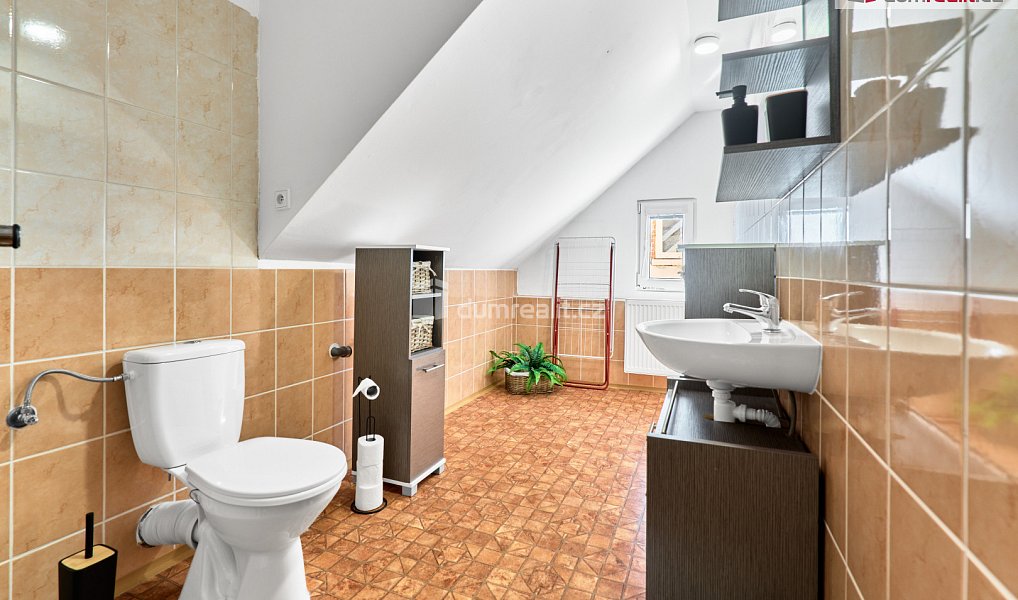 Prodej domu 180 m² s pozemkem 517 m², Pernink – náhled fotky 27