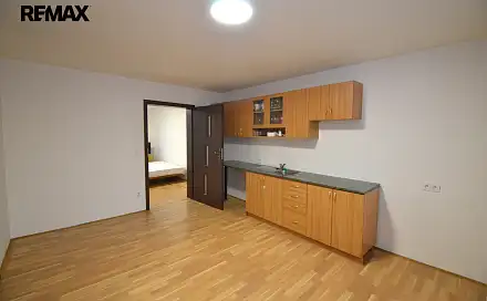Pronájem bytu 2+kk 42 m², Čelakovského, Olomouc - Černovír