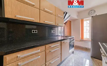 Pronájem bytu 3+1 56 m², Hradební, Cheb