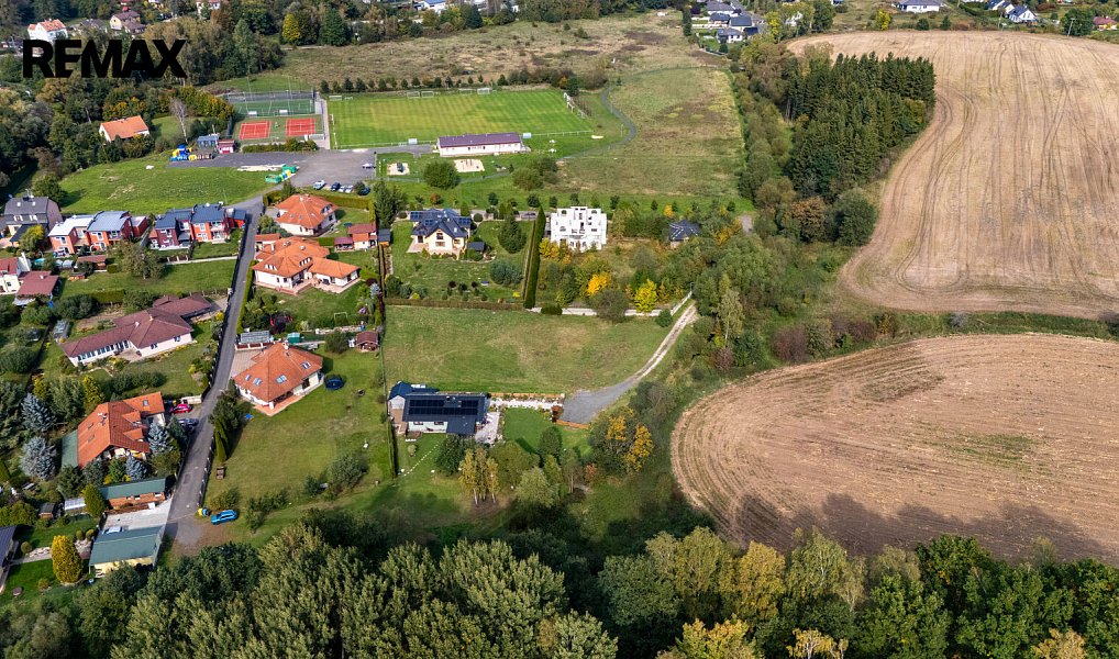 Prodej stavebního pozemku 2 227 m², Sadov – náhled fotky 34