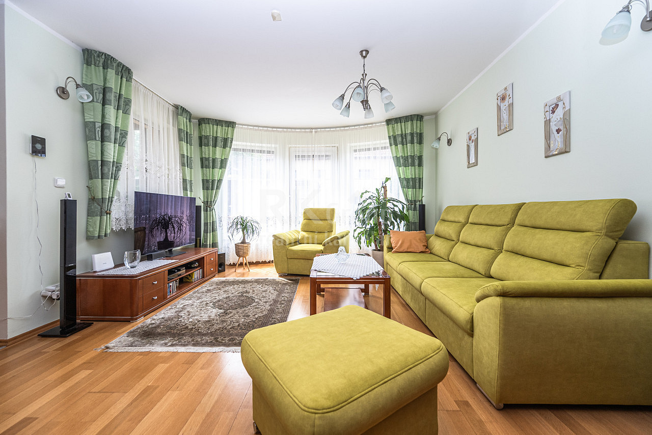 Prodej domu 197 m² s pozemkem 994 m² — photo 5