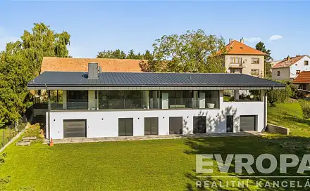 Prodej domu 338 m² s pozemkem 1 667 m², Vyšehněvice, okres Pardubice
