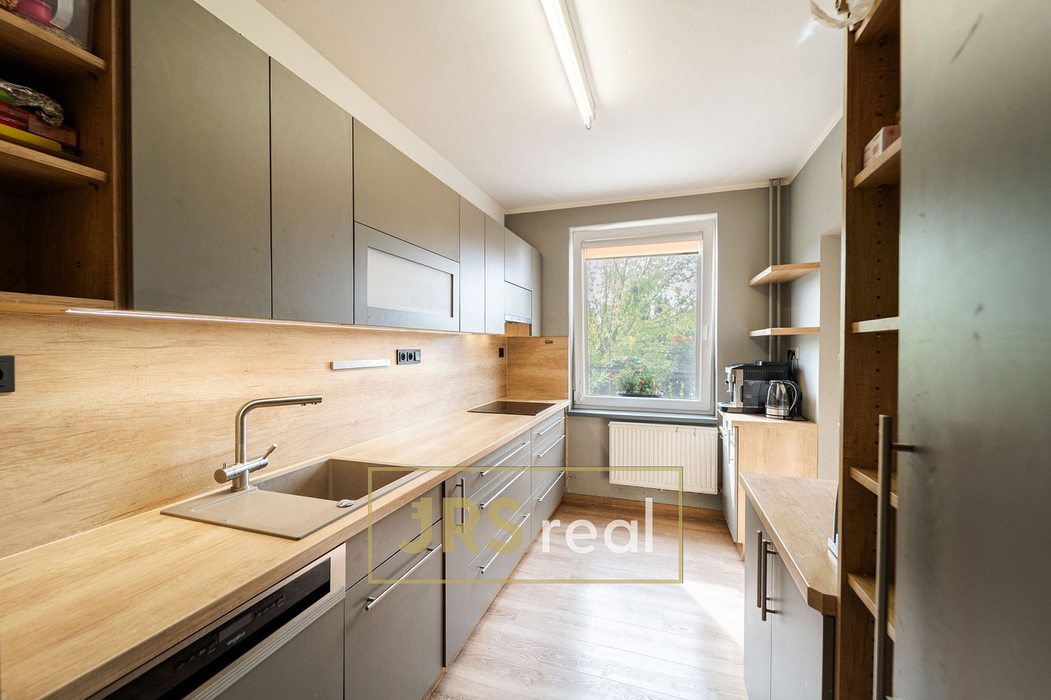 Prodej domu 230 m² s pozemkem 793 m² – fotografie 5