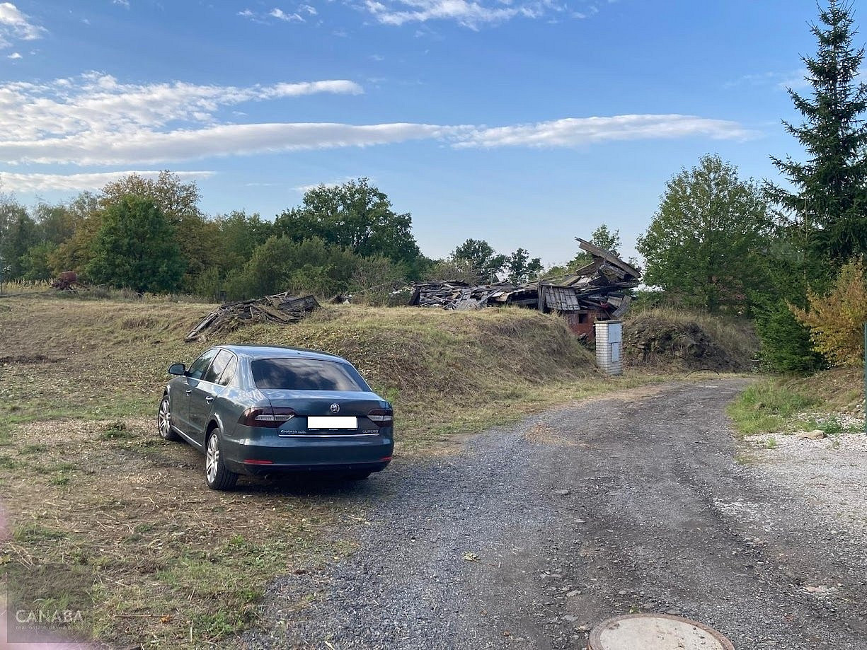 Prodej stavebního pozemku 823 m² — photo 2