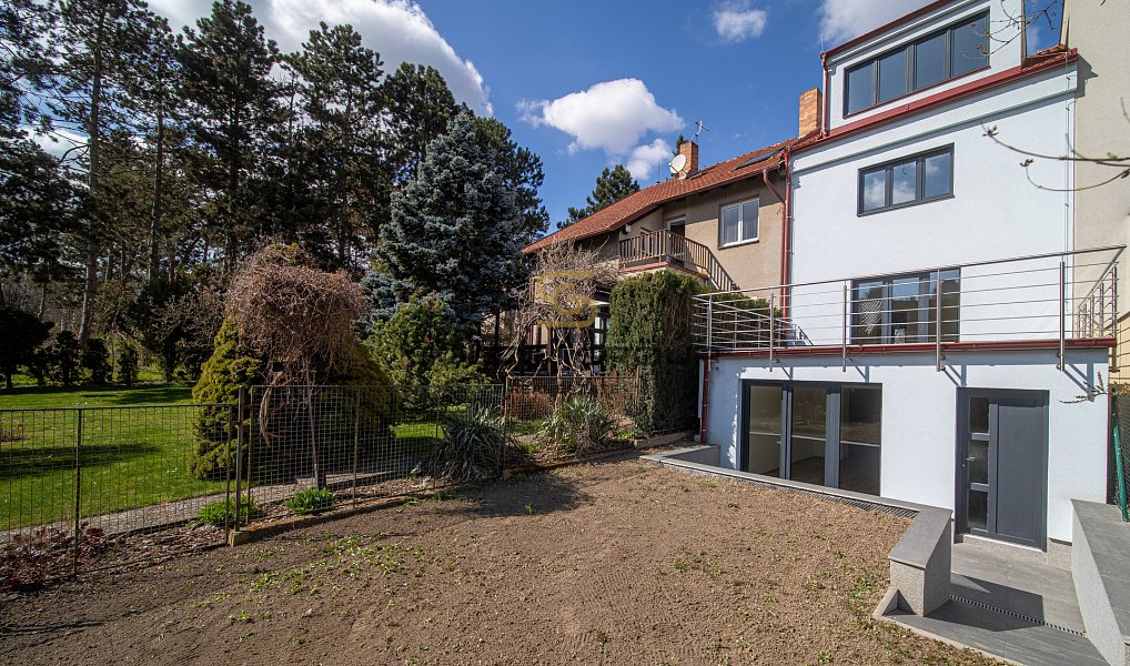 Prodej domu 208 m² s pozemkem 245 m², Praha – náhled fotky 20