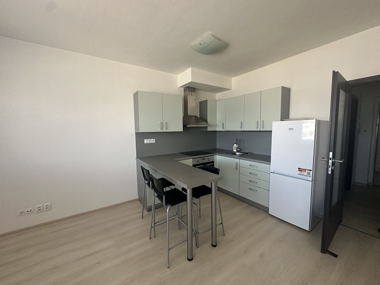 Pronájem bytu 1+kk 30 m²