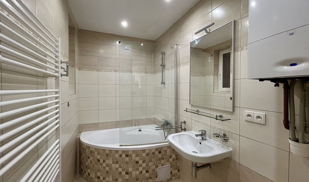 Prodej domu 450 m² s pozemkem 100 m², Slaný – náhled fotky 13