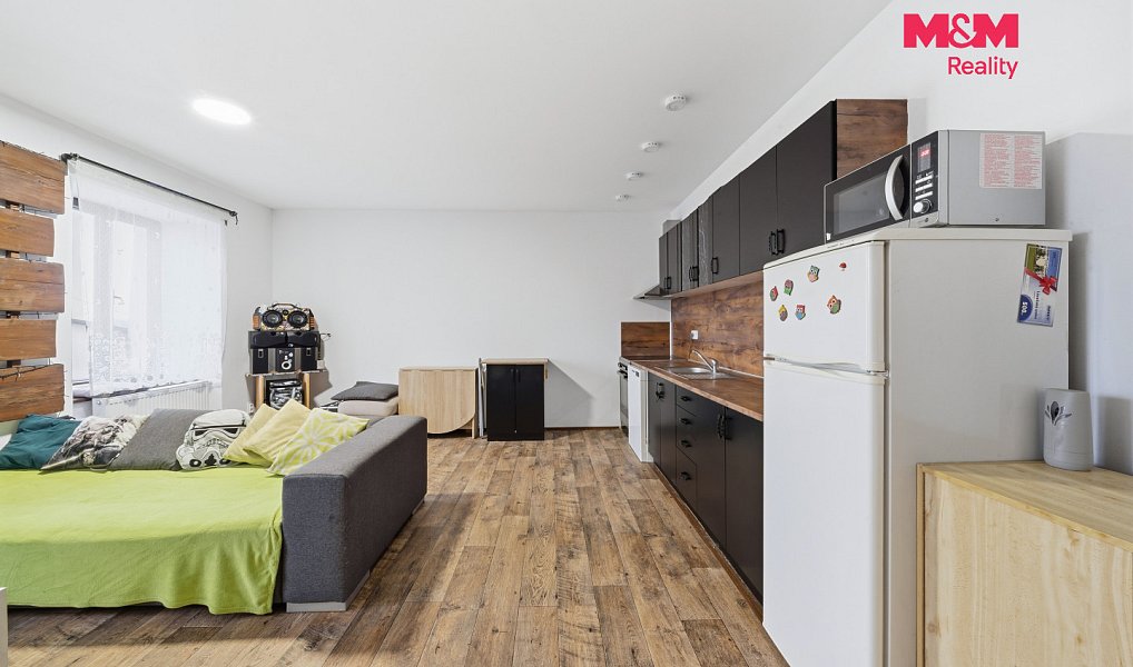 Prodej domu 454 m² s pozemkem 1 395 m², Jaroměř – náhled fotky 13