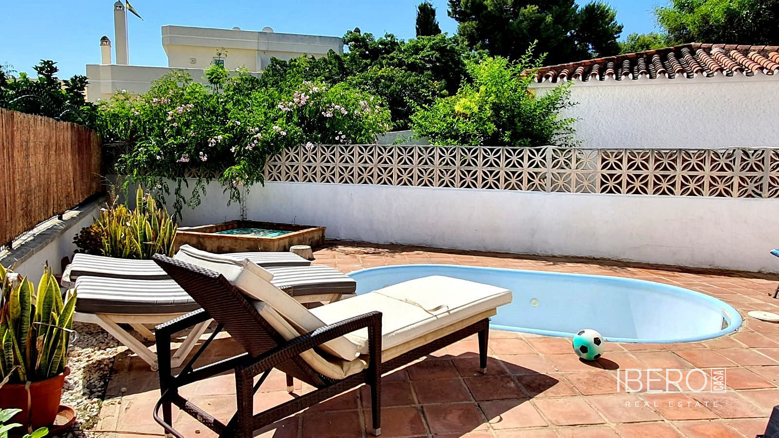 Prodej domu 250 m² s pozemkem 312 m² — photo 2