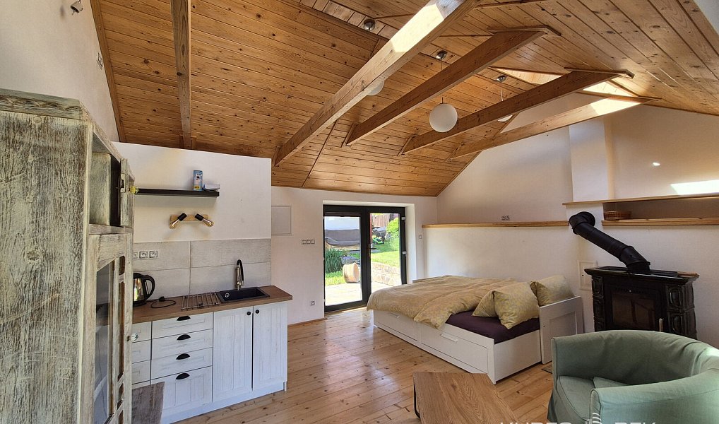 Pronájem domu 112 m² s pozemkem 350 m², Jedlany – náhled fotky 9