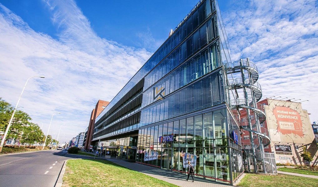 Pronájem kanceláře 1 548 m², Praha – náhled fotky 10