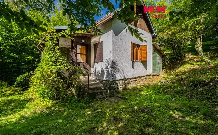Prodej chaty/chalupy 51 m² s pozemkem 658 m², Stříbrná Skalice, okres Praha-východ