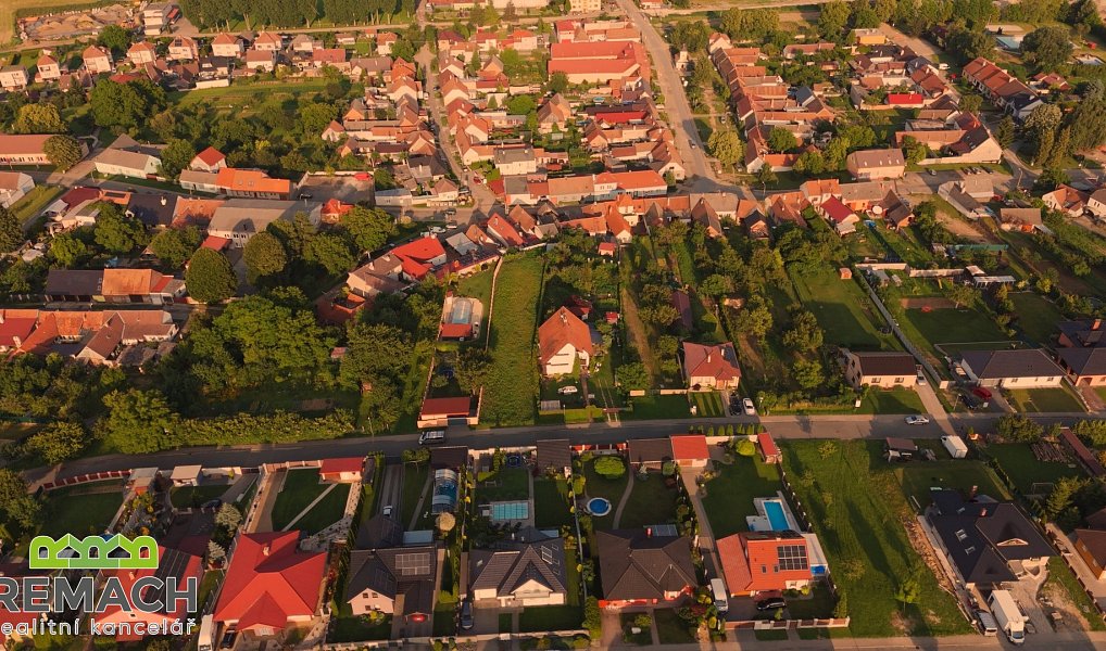 Prodej stavebního pozemku 958 m², Těmice – náhled fotky 8