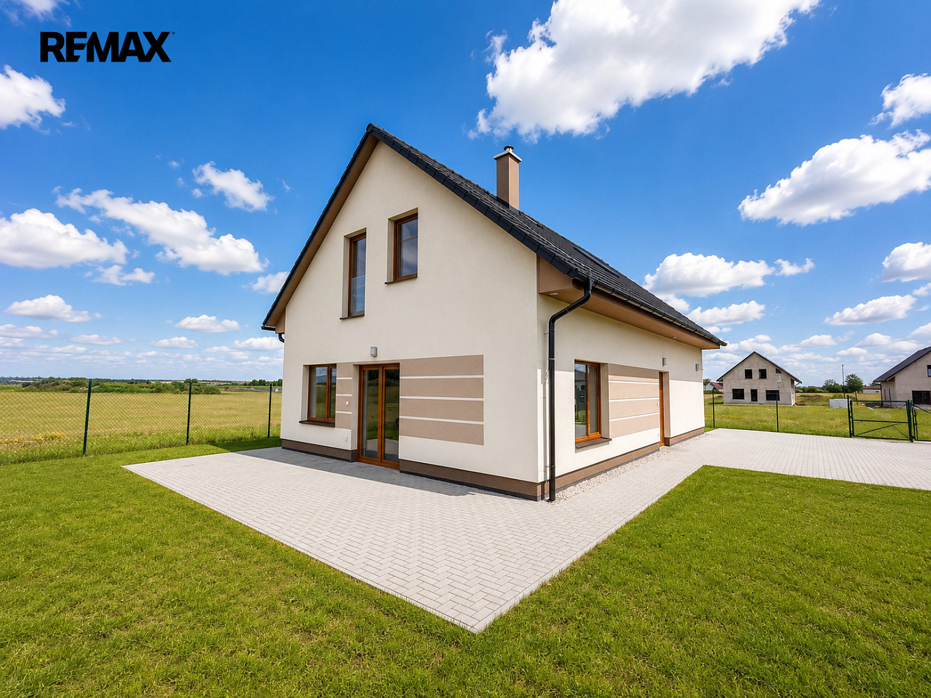Pronájem domu 156 m² s pozemkem 878 m² – fotografie 3