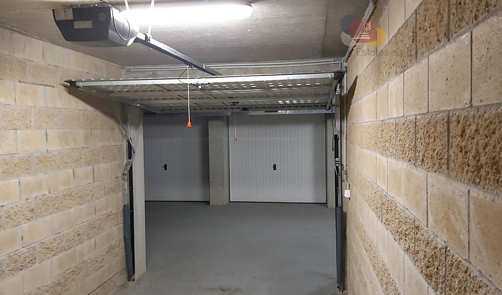 Prodej prostorné garáže 15m2 v Olomouci, Mošnerova, Olomouc – náhled fotky 4