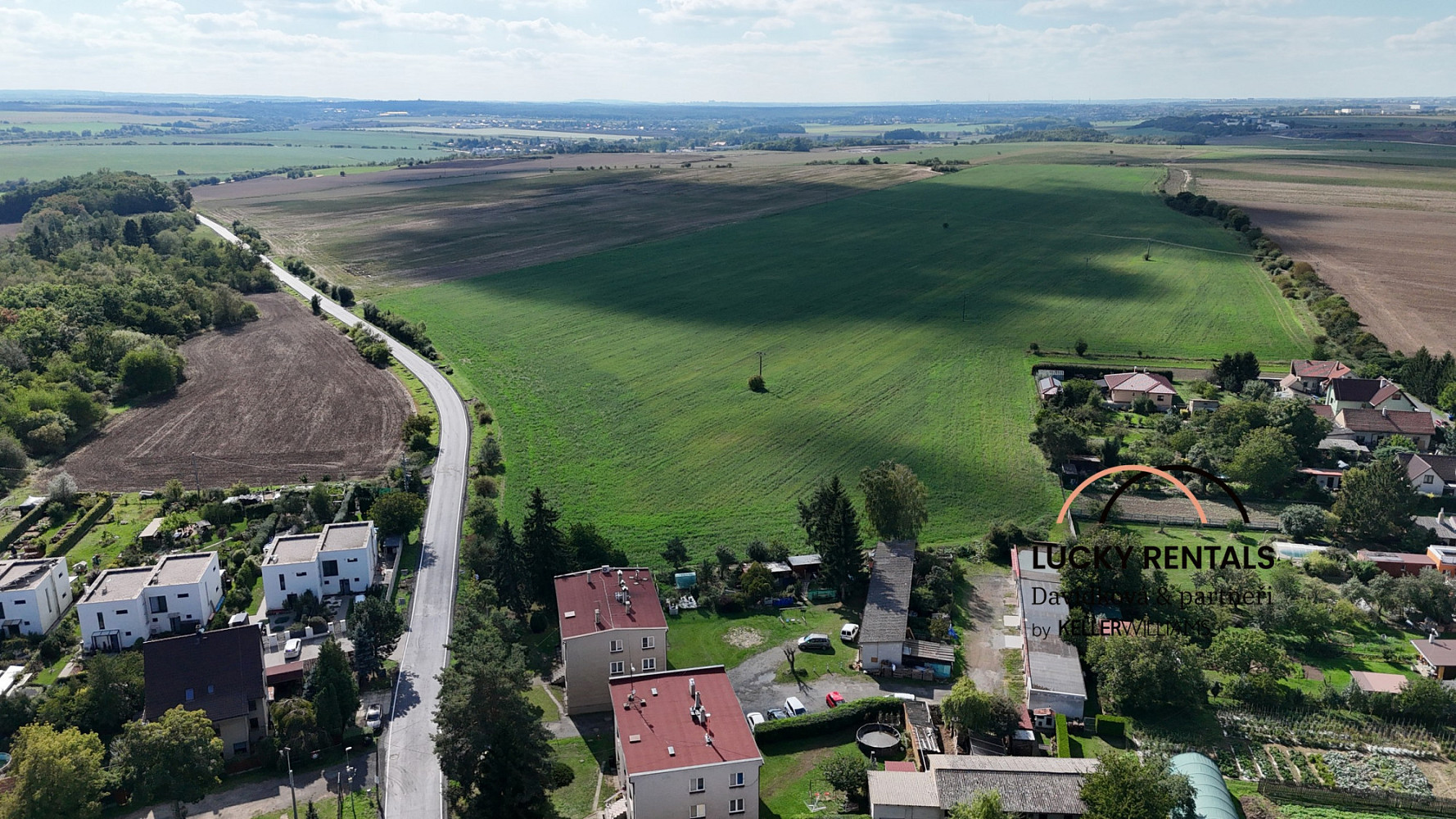 Prodej stavebního pozemku 7 383 m² – fotografie 2