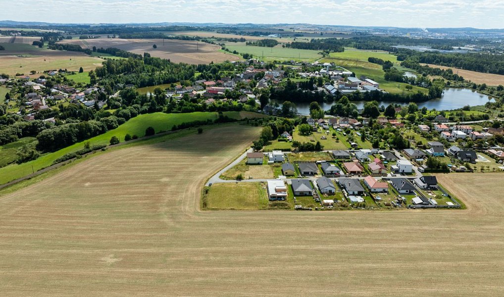 Prodej stavebního pozemku 640 m², Střítež – náhled fotky 15