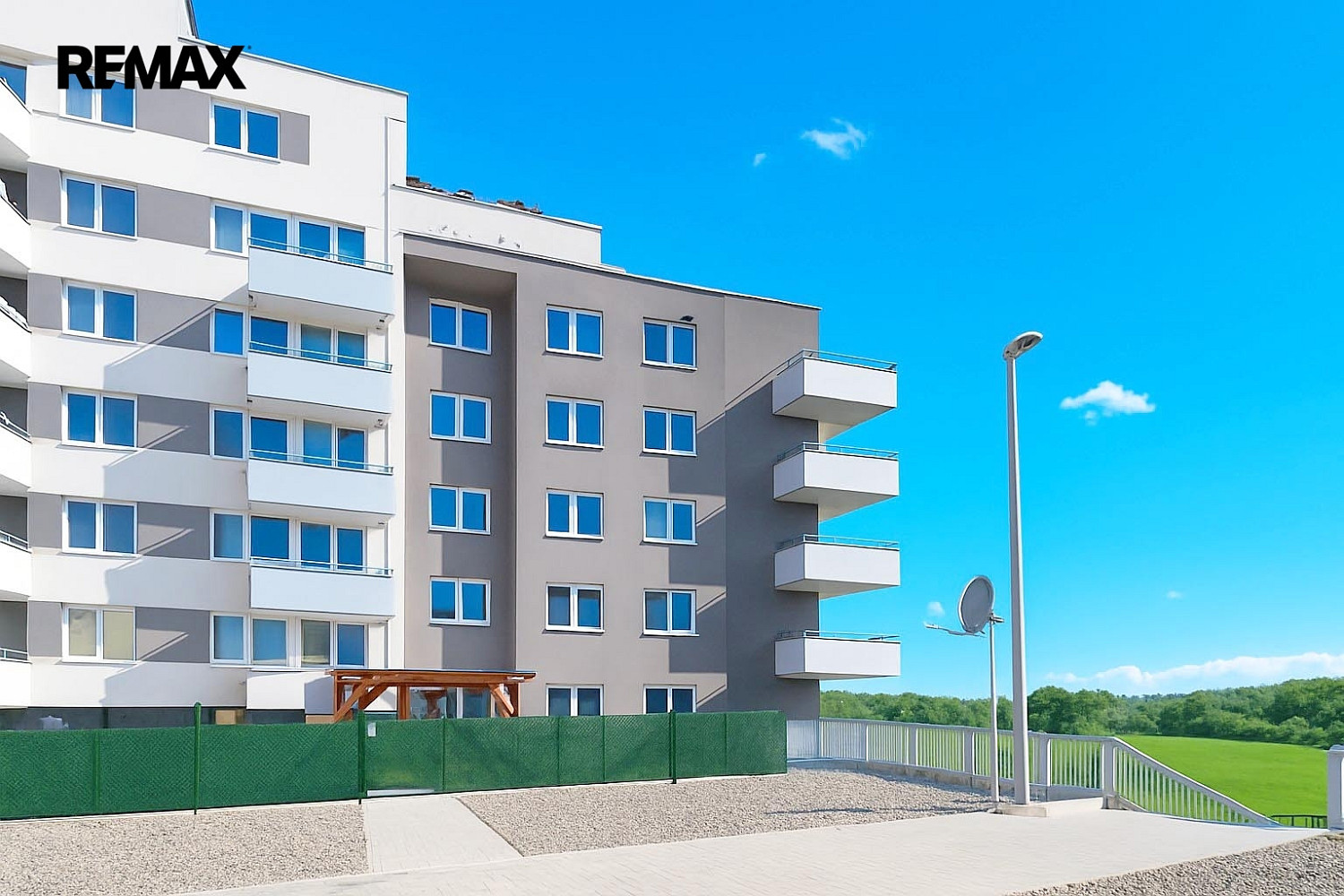 Pronájem garážového stání 16 m2, praha 5 — photo 3