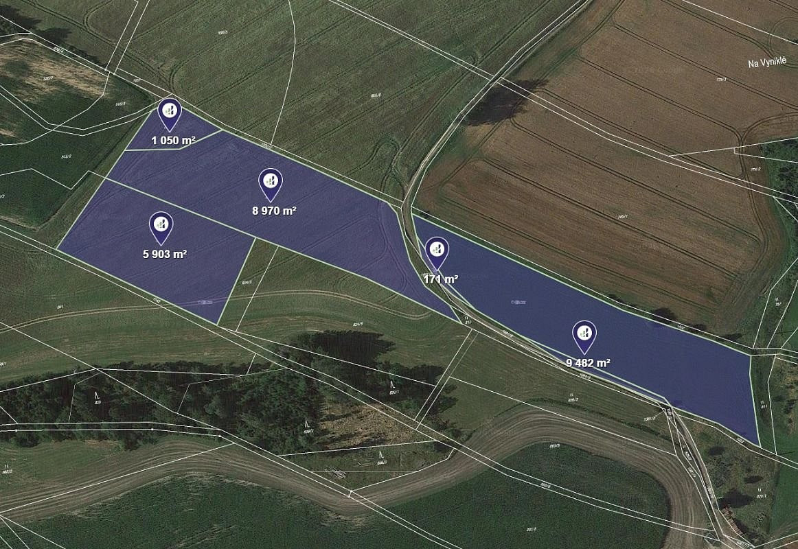 Prodej pole 25 576 m²