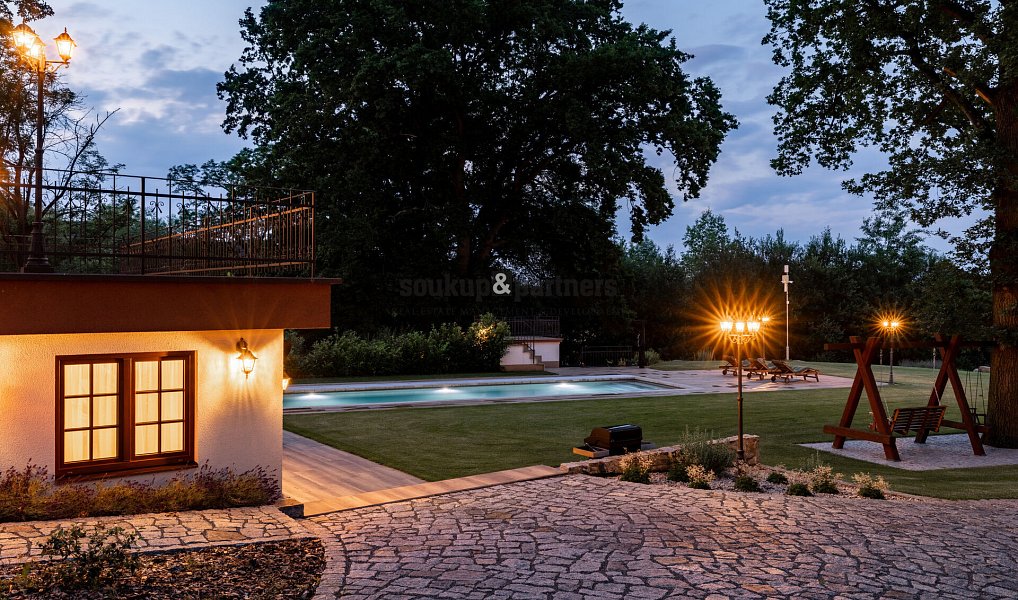 Prodej domu 1 079 m² s pozemkem 18 056 m², Netvořice – náhled fotky 24