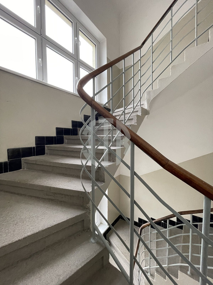 Pronájem bytu 2+kk 88 m² – fotografie 3