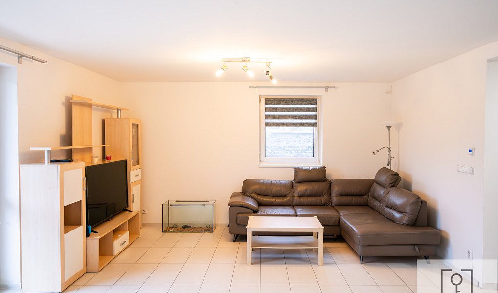 Prodej domu 184 m² s pozemkem 747 m², Chlumín – náhled fotky 6