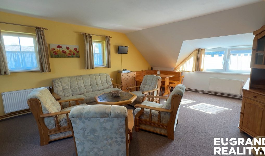 Prodej ubytovacího objektu 683 m², Varnsdorf – náhled fotky 28