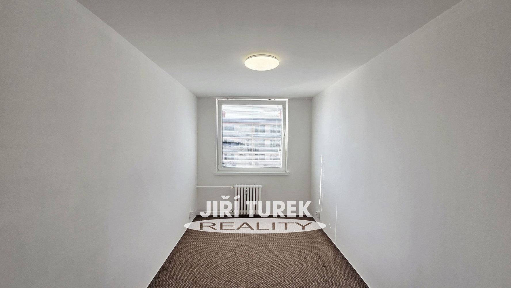 Pronájem bytu 2+kk 47 m² – fotografie 4