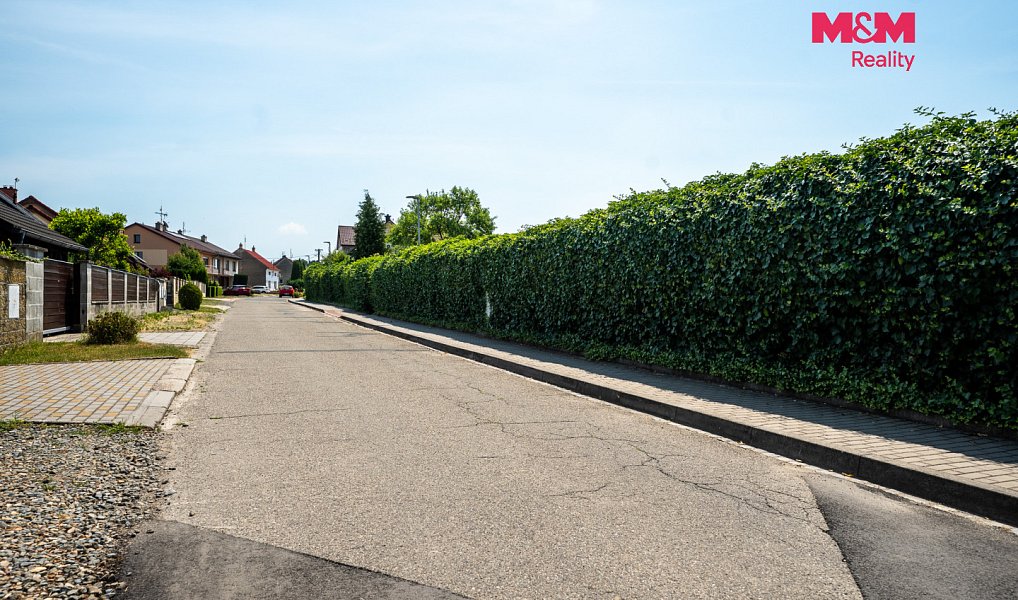 Prodej stavebního pozemku 1 045 m², Martinice – náhled fotky 13