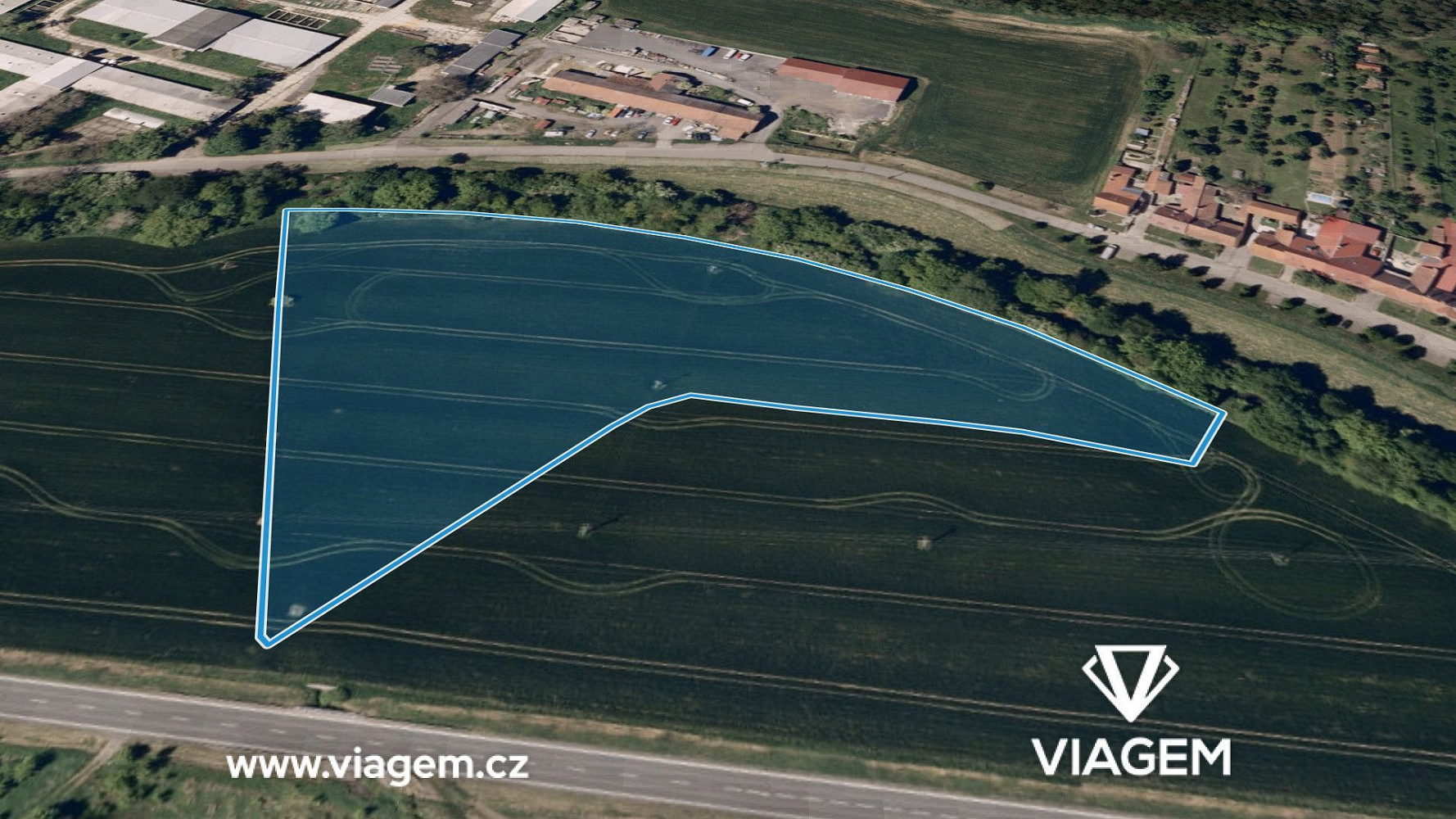 Prodej pole 899 m² – fotografie 2
