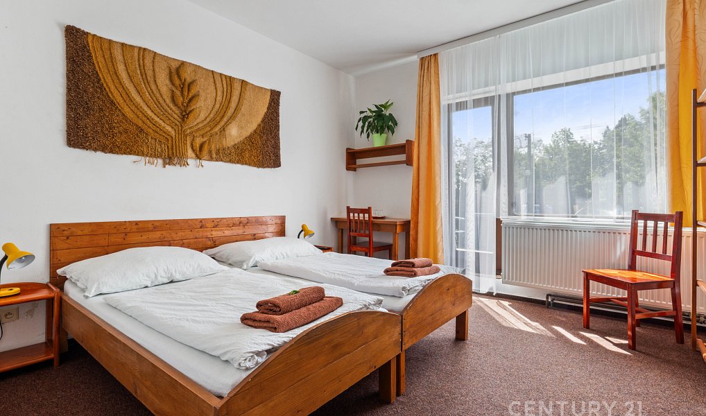 Prodej ubytovacího objektu 457 m², Letovice – náhled fotky 21