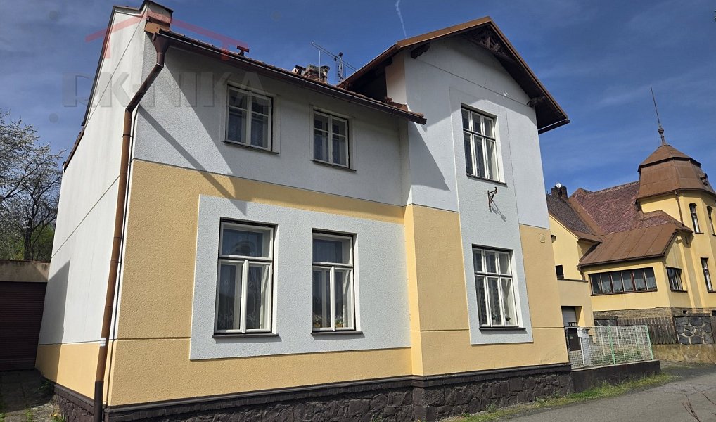 Prodej domu 183 m² s pozemkem 484 m², Semily – náhled fotky 2