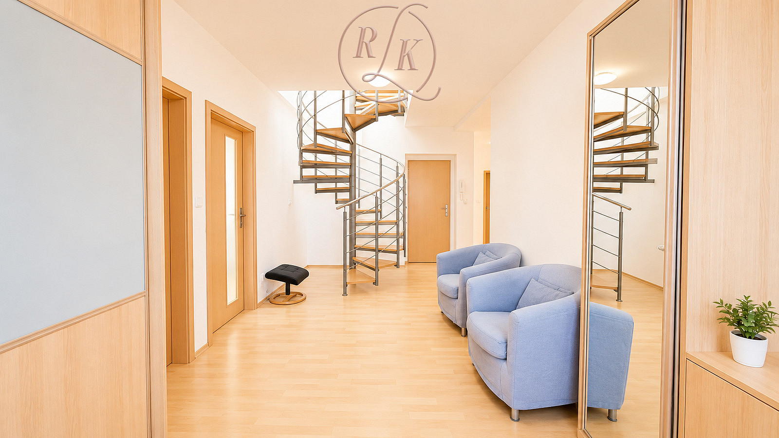 Prodej bytu atypického 178 m² — photo 4