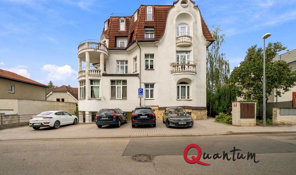 Prodej bytu 2+1 65 m², Praha – náhled fotky 27