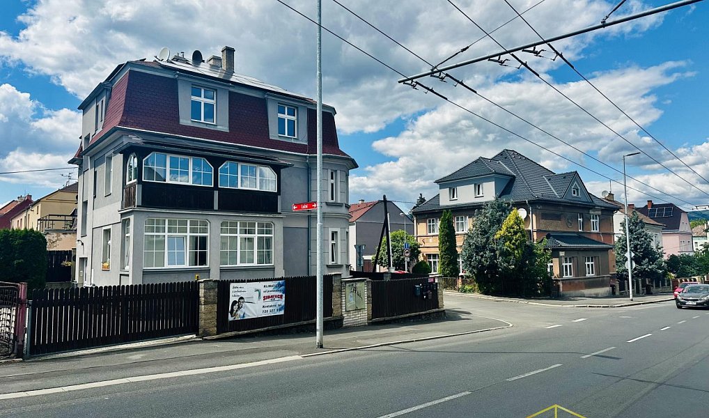 Prodej domu 400 m² s pozemkem 380 m², Teplice – náhled fotky 30