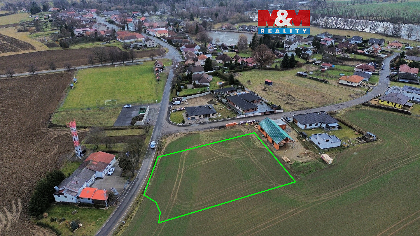 Prodej stavebního pozemku 3 083 m²
