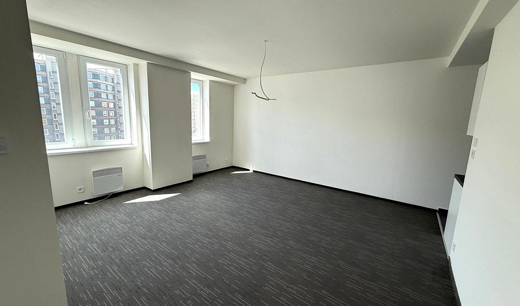 Pronájem bytu 2+kk 50 m², Chomutov – náhled fotky 6