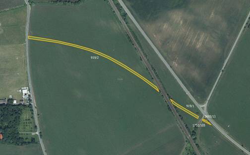 Prodej pole 23 044 m², Břeclav