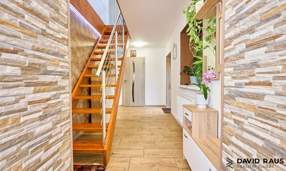 Prodej domu 185 m² s pozemkem 194 m² – fotografie 5