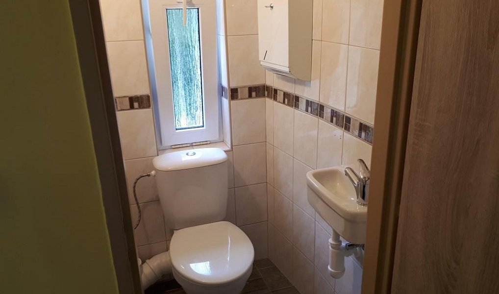 Pronájem komerčního objektu (jiného typu) 250 m², Liberec – náhled fotky 19