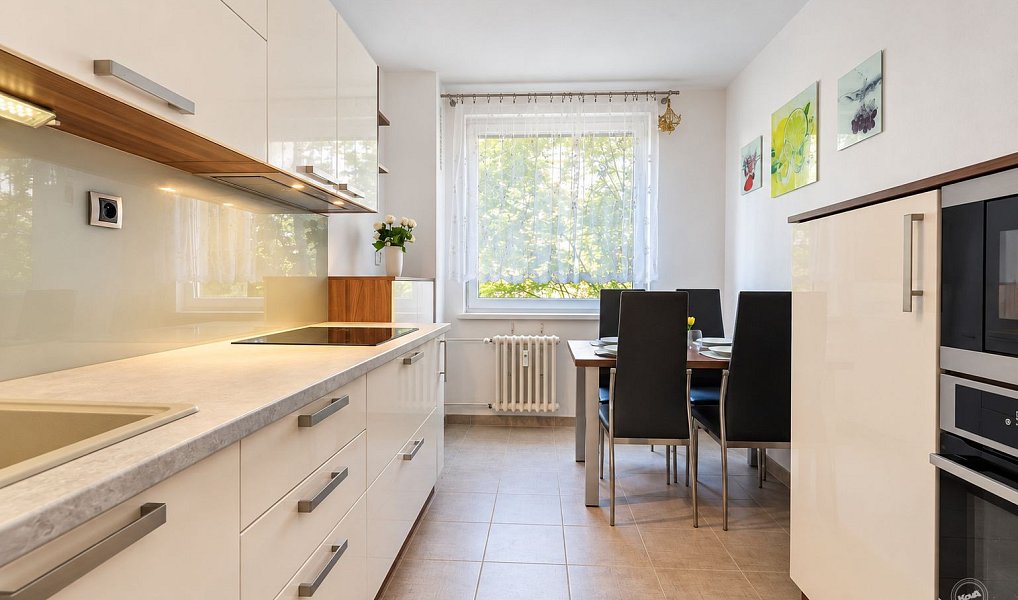 Prodej bytu 3+1, 73 m², Hlubočepy - Praha 5, Praha